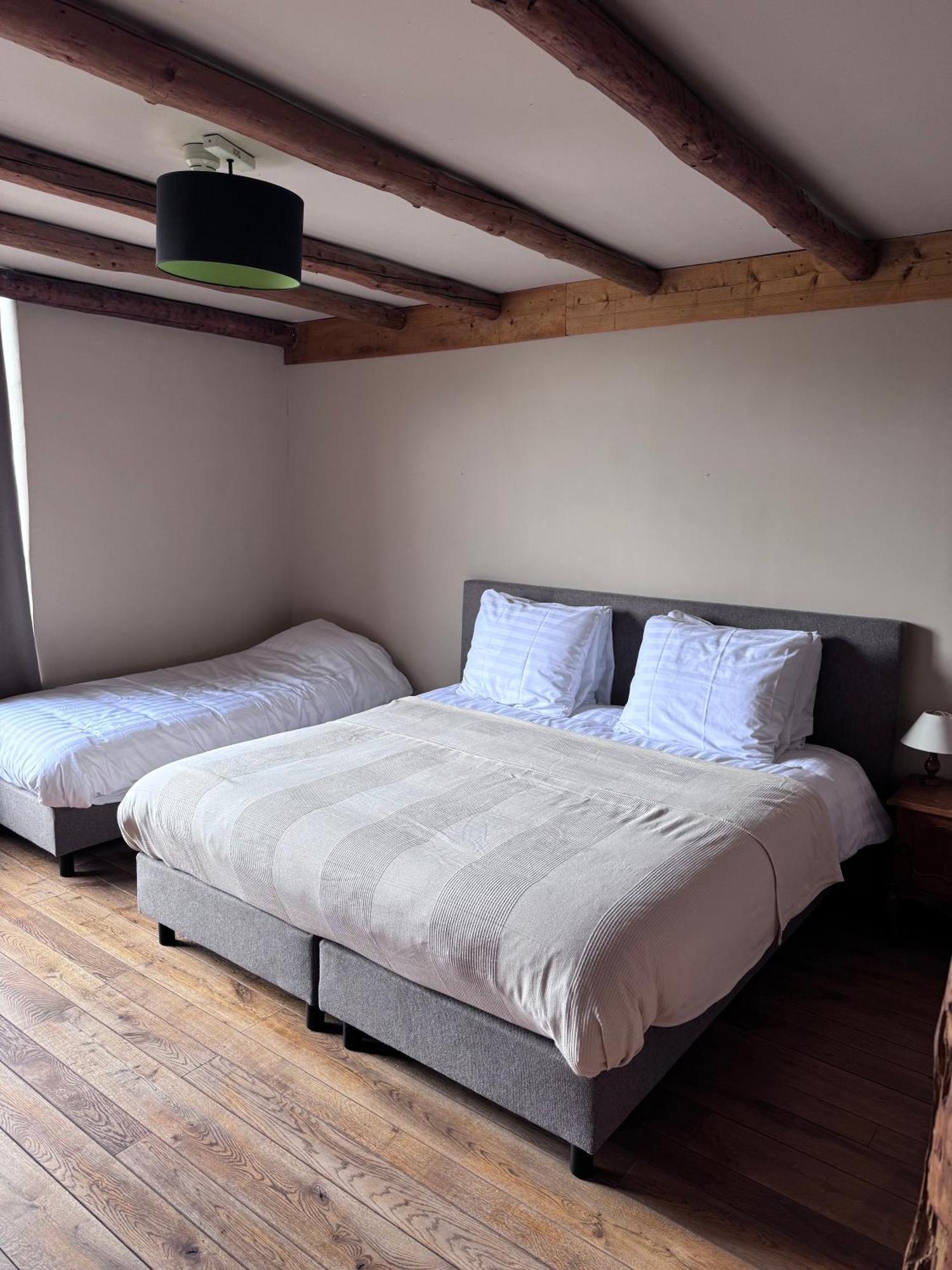 Buteo Chambres D'Hotes & Espresso Lesterny Luaran gambar