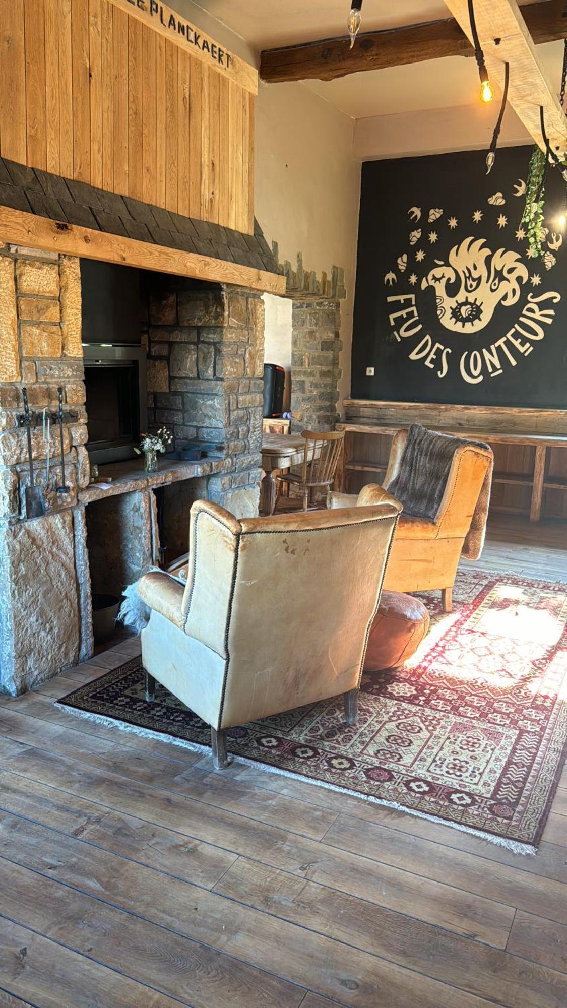 Buteo Chambres D'Hotes & Espresso Lesterny Luaran gambar